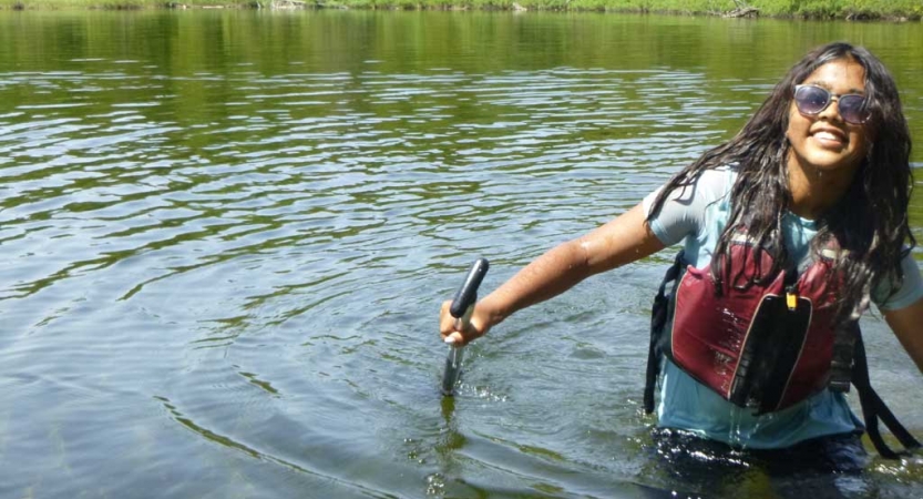 struggling girls gain confidence on outward bound course